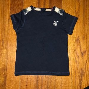 Burberry t shirt